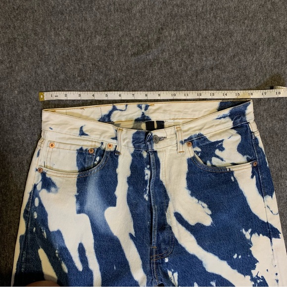 Womans Levis High Waisted Bleached Jeans - Picture 7 of 12